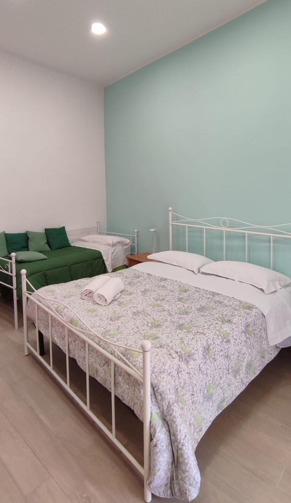 Casa Vacanze Napoli Centro Carmen & Sara Exteriér fotografie